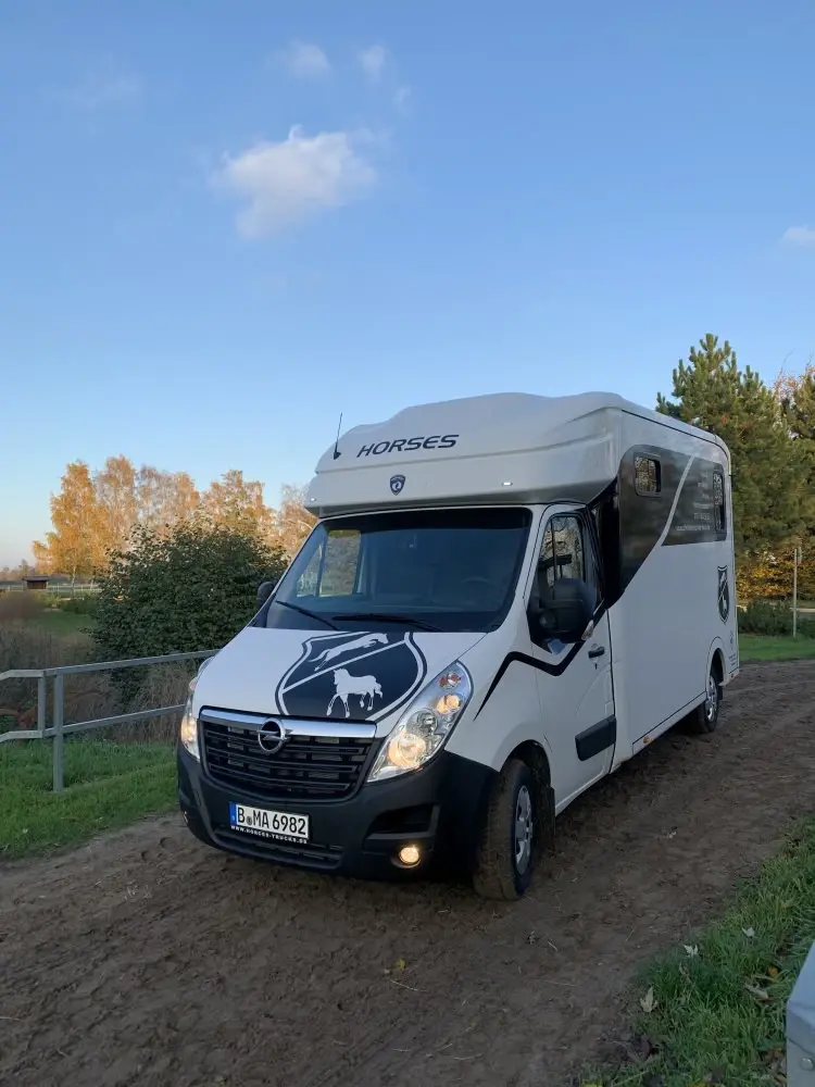 Mietfahrzeug Thumbnail 9