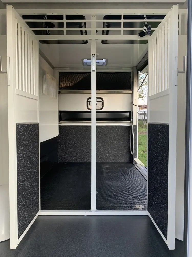 Mietfahrzeug Thumbnail 7