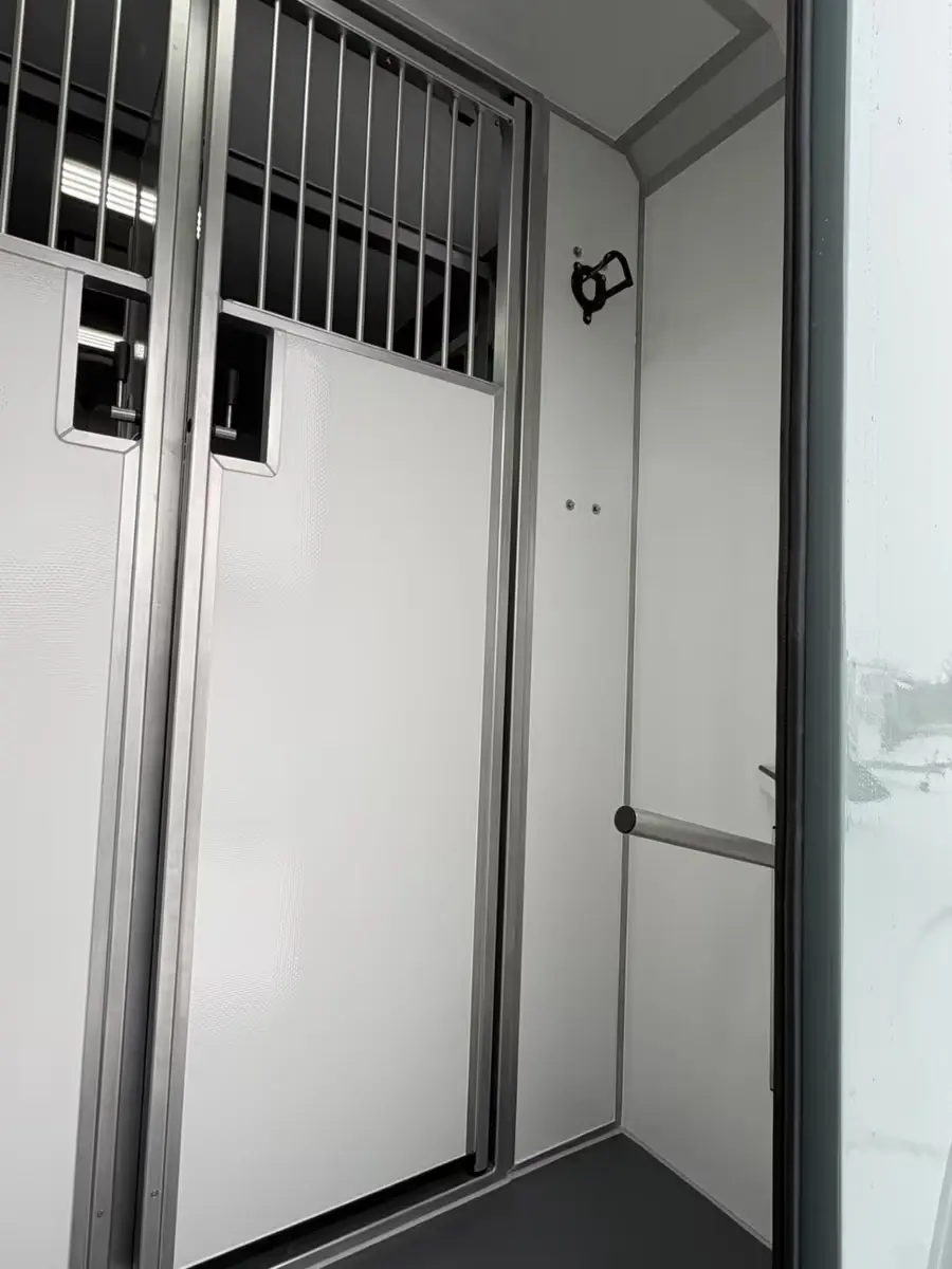 Renault Master AKX thumb 17